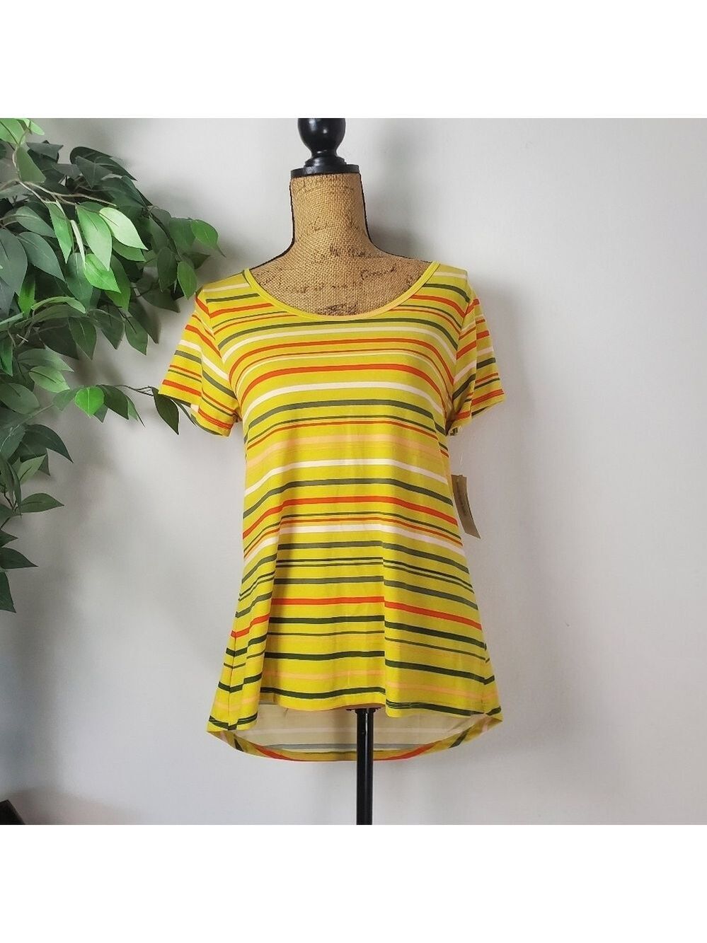 New Lularoe Classic T Striped Top Yellow and Orange Small